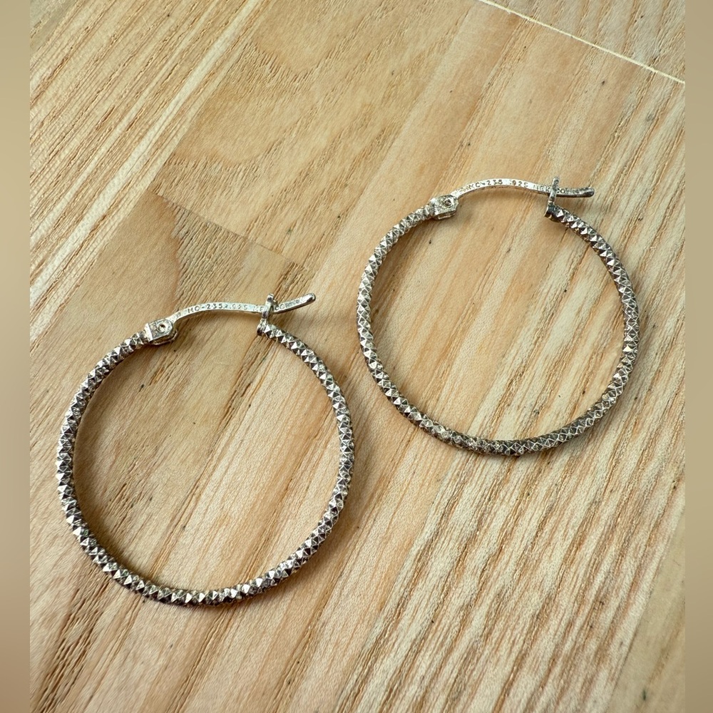 Mexico 925 Sterling silver diamond cut textured hoop earrings 28mm